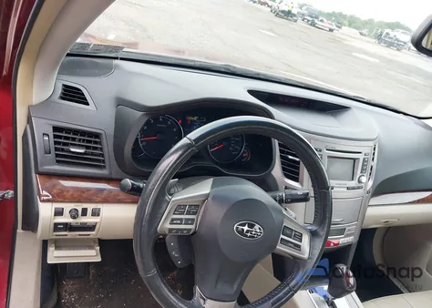 2013 Subaru Legacy 2.5I Limited z USA, uszkodzony, nr VIN 4S3BMCK63D3017847